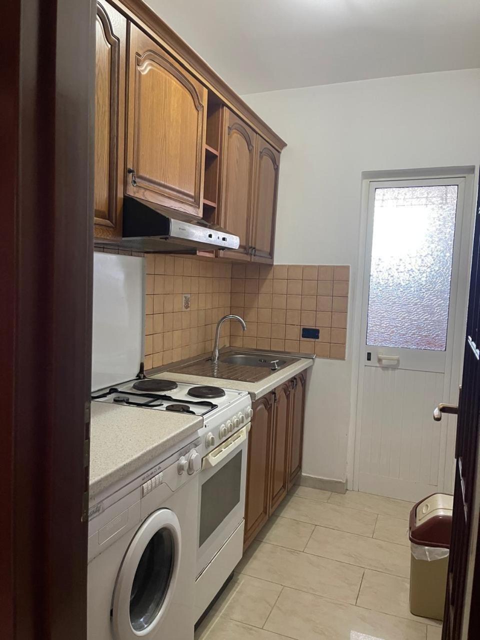 Toptani Center Apartment Tirana Esterno foto