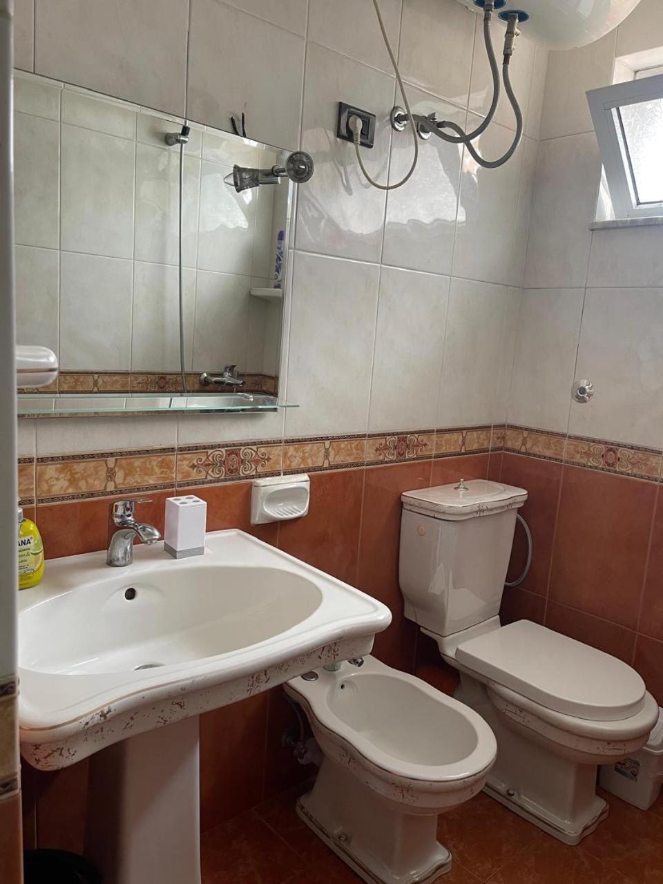 Toptani Center Apartment Tirana Esterno foto