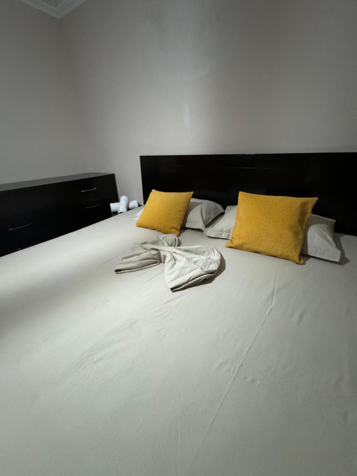 Toptani Center Apartment Tirana Esterno foto
